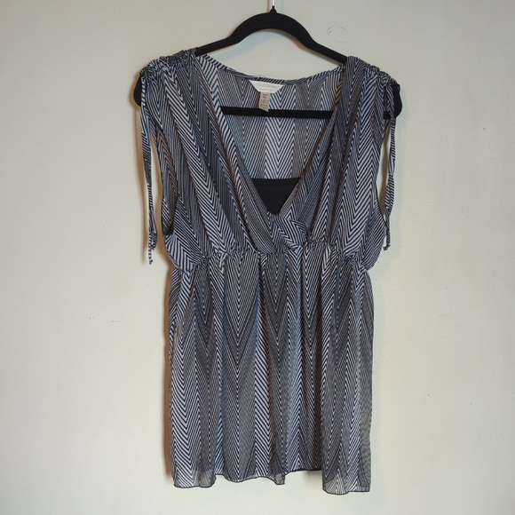 Three Seasons Maternity sheer flowy top with camisole black and white size XL - Picture 1 of 3